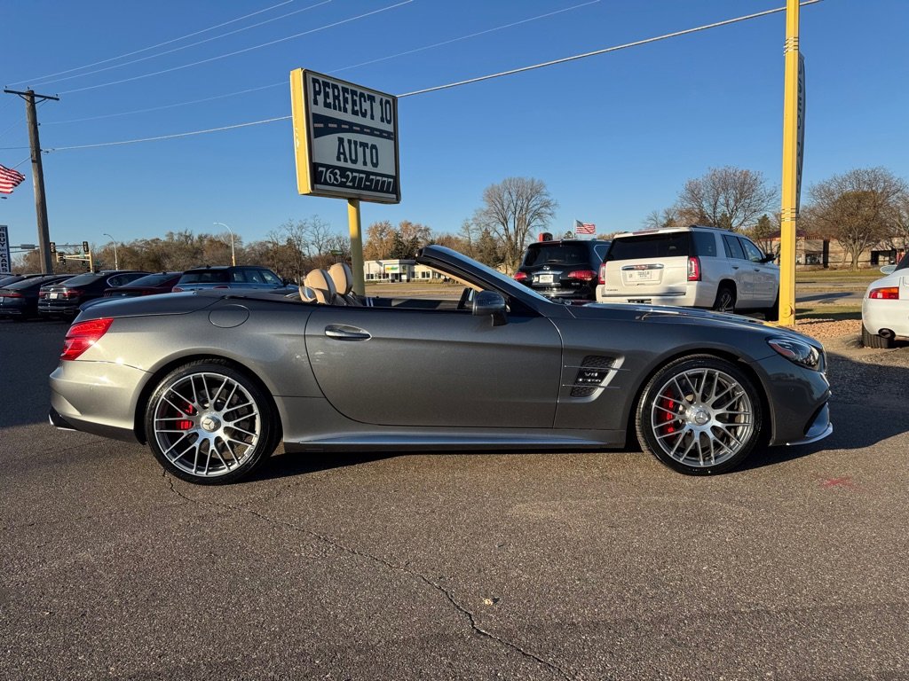 Used 2017 Mercedes-Benz SL 63 AMG image 3