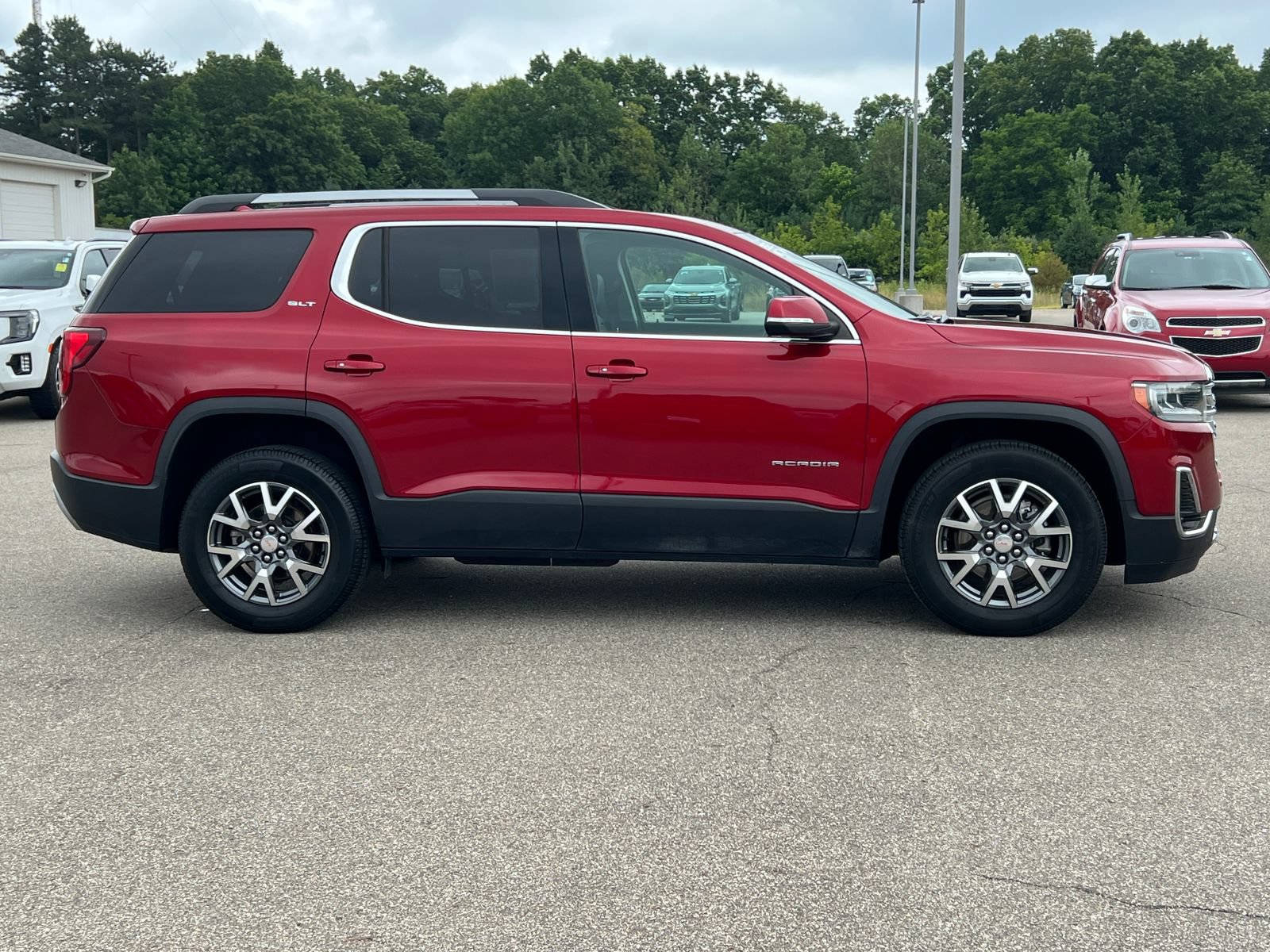 Certified 2023 GMC Acadia SLT w/ Trailering Package AWD/4WD image 52