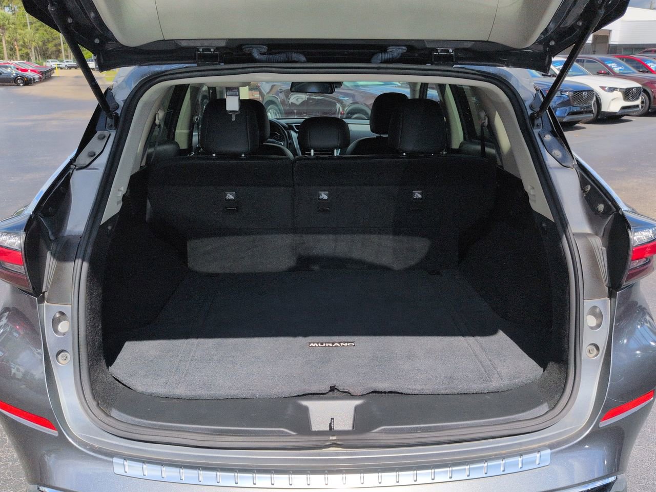 Used 2022 Nissan Murano SV AWD/4WD image 13