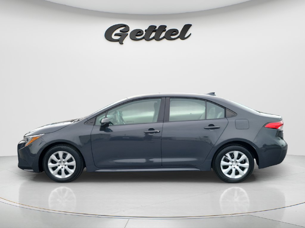 Used 2023 Toyota Corolla LE FWD image 8