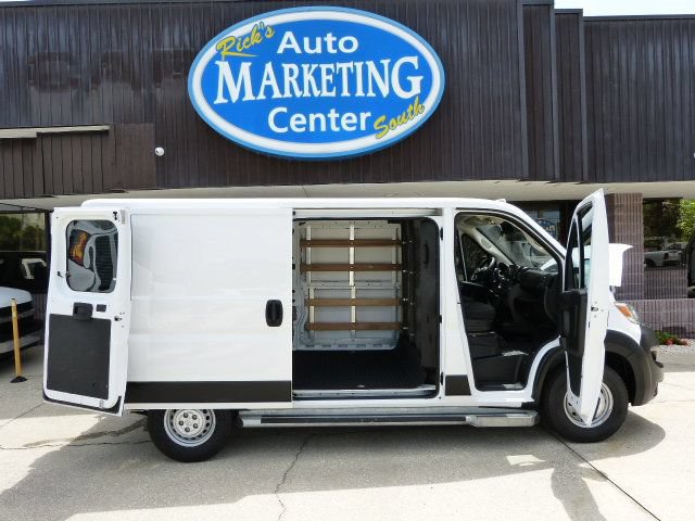 Used 2025 RAM ProMaster 2500 w/ U-Haul Equipment Group FWD image 21