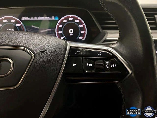 Used 2024 Audi Q8 e-tron Premium Plus image 42