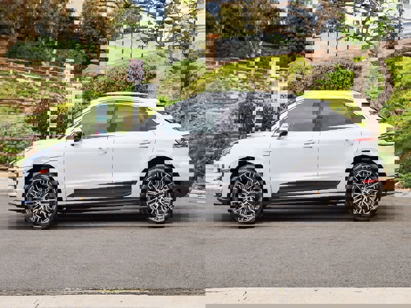 Used 2021 Porsche Macan S image 3