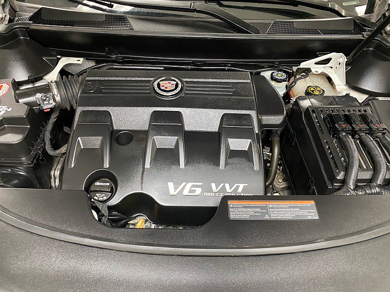 Used 2016 Cadillac SRX Luxury w/ Driver Awareness Package image 15