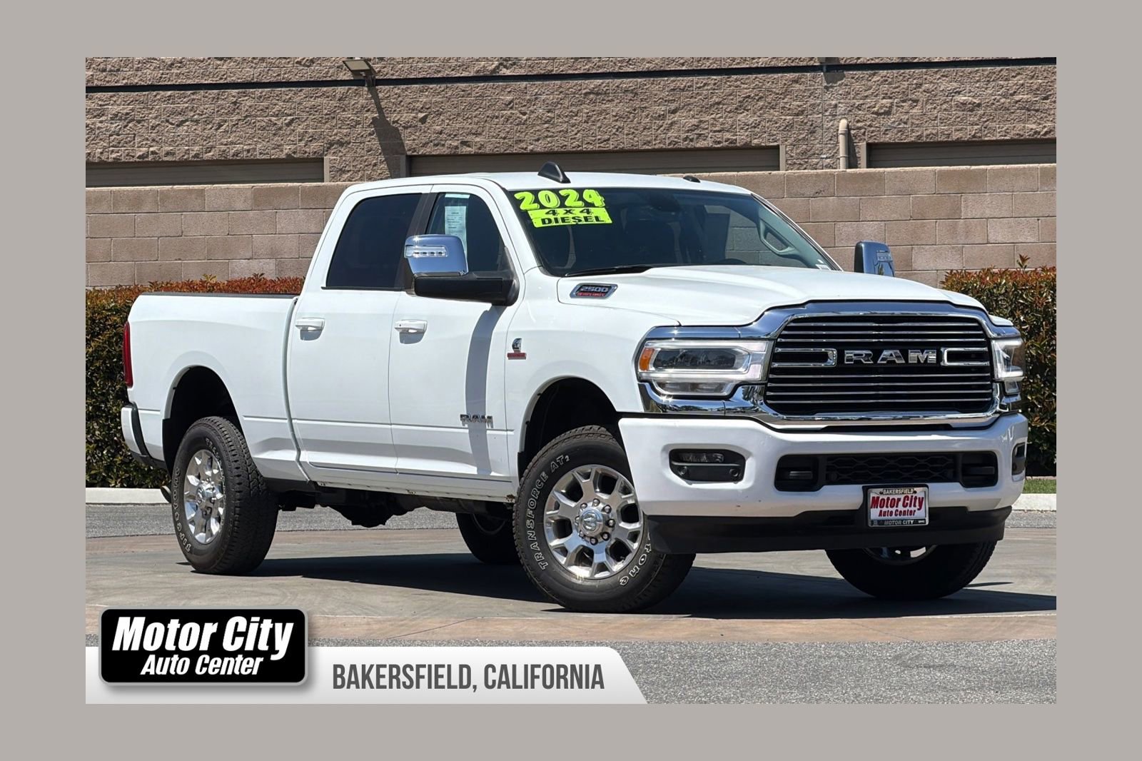 Used 2024 RAM 2500 Laramie AWD/4WD image 1