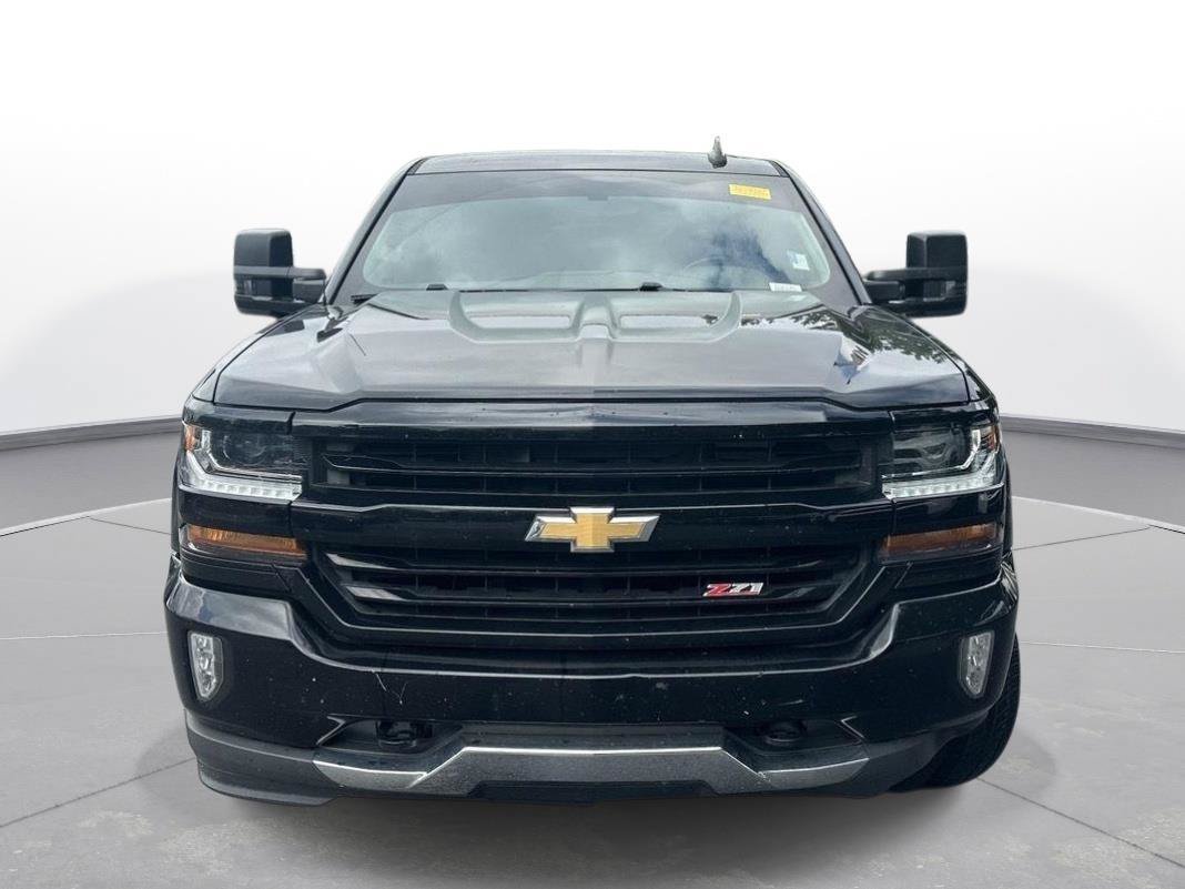 Used 2019 Chevrolet Silverado 1500 LT w/ All Star Edition AWD/4WD image 3