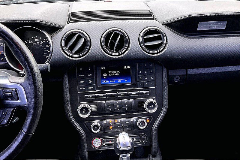 Used 2015 Ford Mustang Coupe image 6