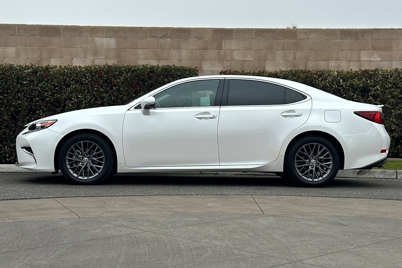 Used 2018 Lexus ES 350 image 7