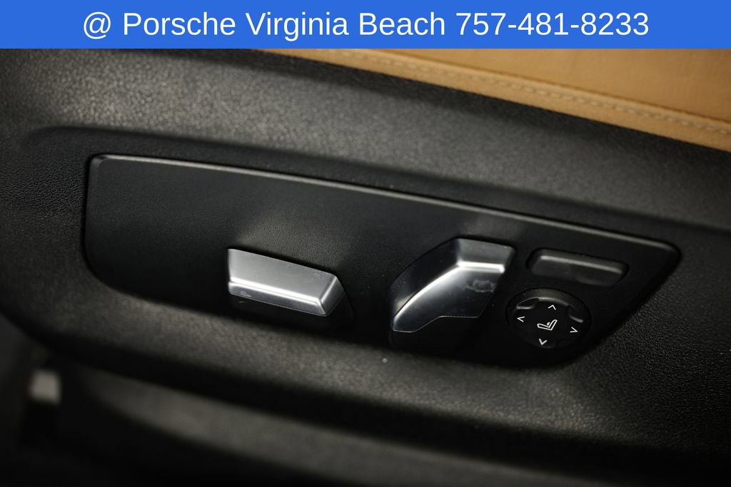 Used 2023 BMW 540i xDrive w/ Premium Package AWD/4WD image 25