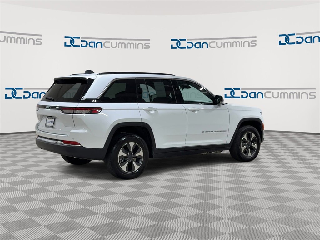 Used 2025 Jeep Grand Cherokee Limited 4xe image 8
