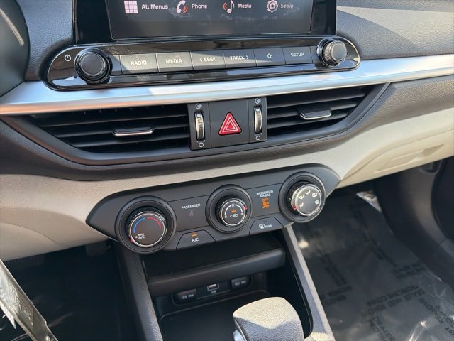Used 2023 Kia Forte LXS image 19