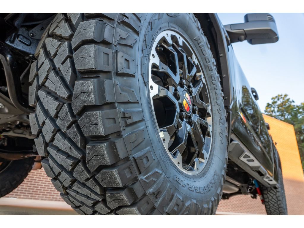 New 2026 Toyota Tundra Platinum image 9
