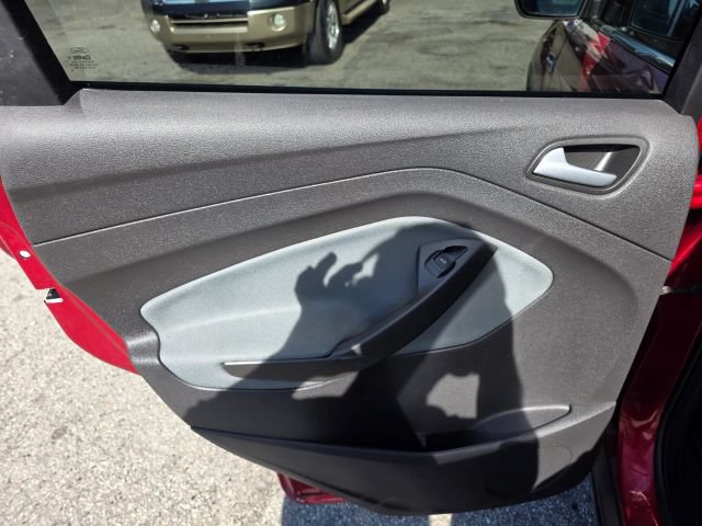 Used 2013 Ford Escape SE FWD image 17