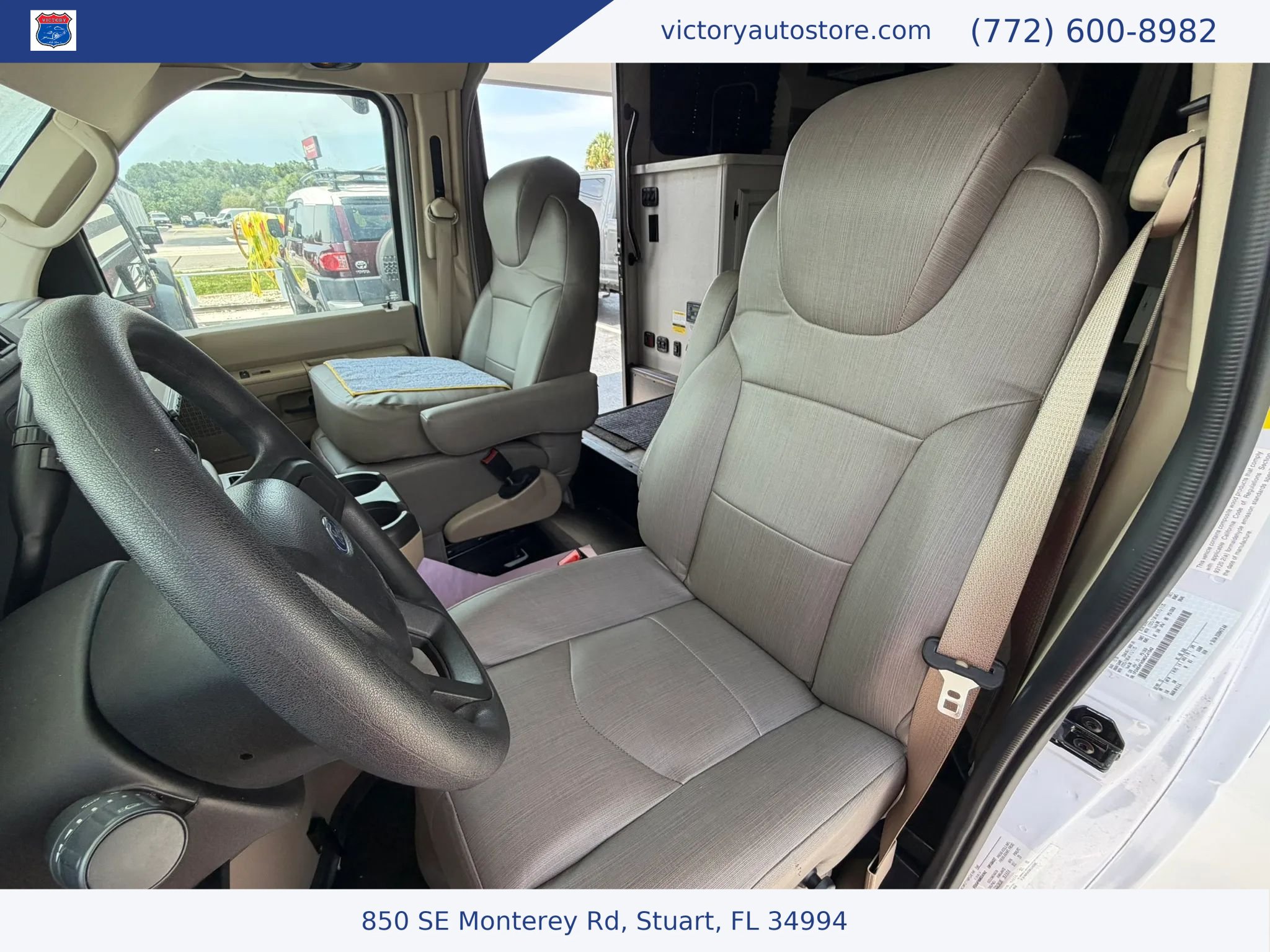 Used 2021 Ford E-450 and Econoline 450 Super Duty w/ Motorhome Prep Package RWD image 16