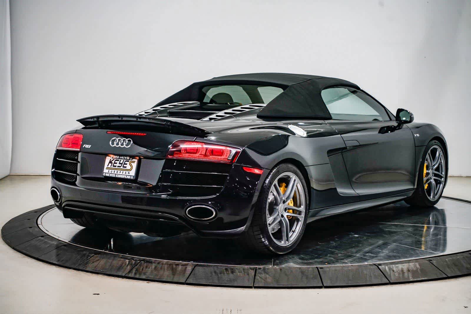 Used 2011 Audi R8 V10 image 4