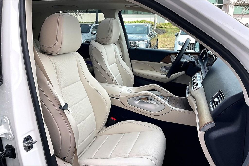 Certified 2024 Mercedes-Benz GLE 450 4MATIC image 7