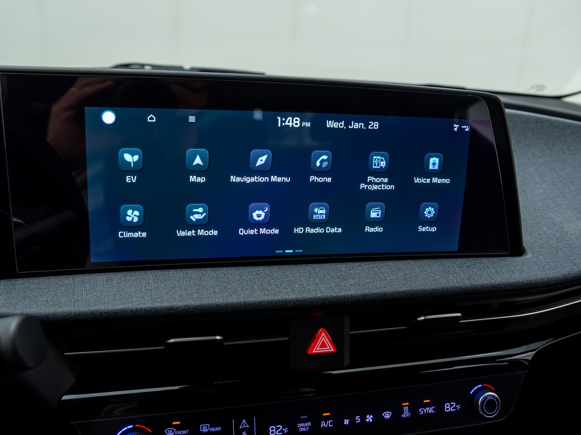 Used 2022 Kia EV6 Wind image 33