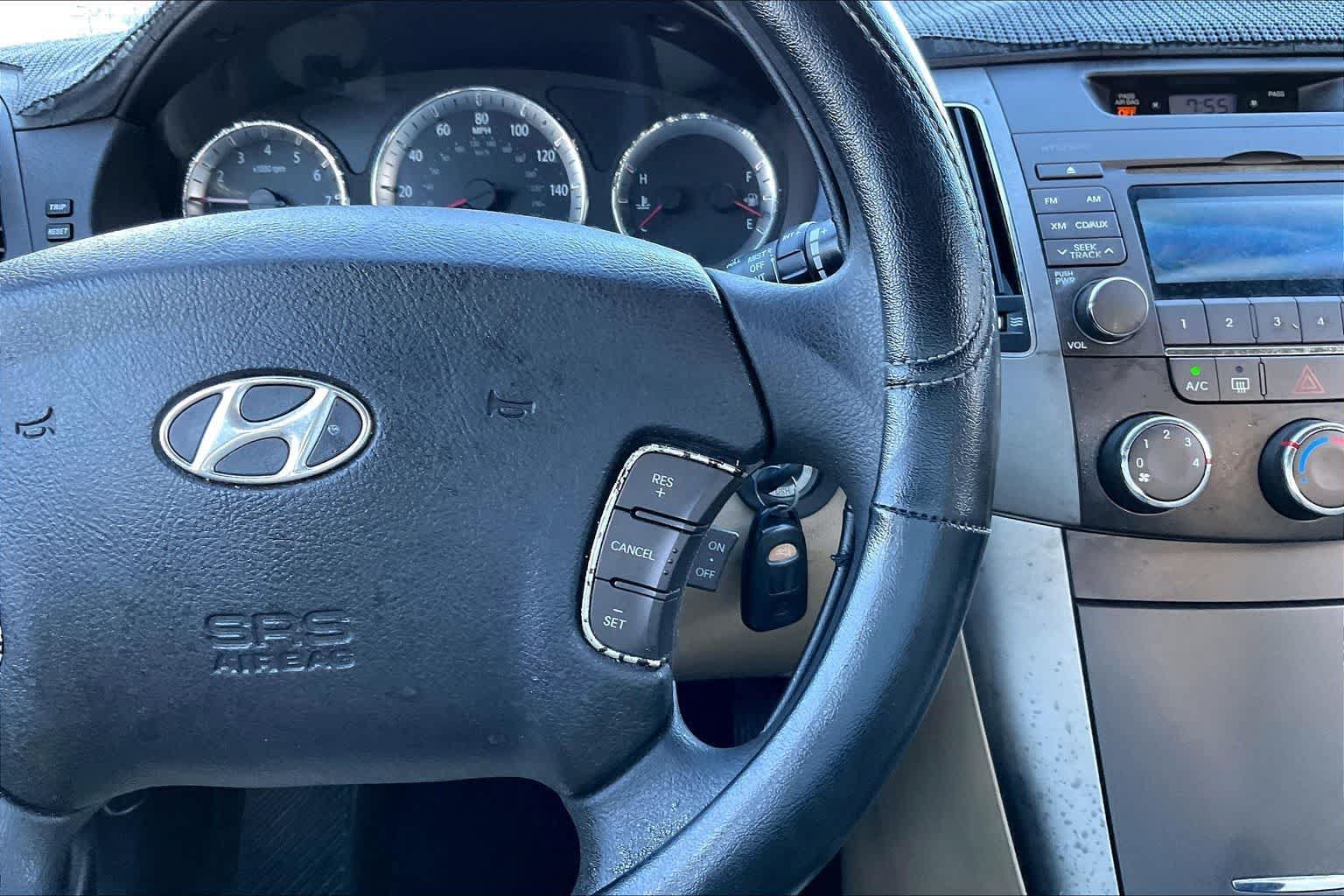 Used 2010 Hyundai Sonata GLS FWD image 25