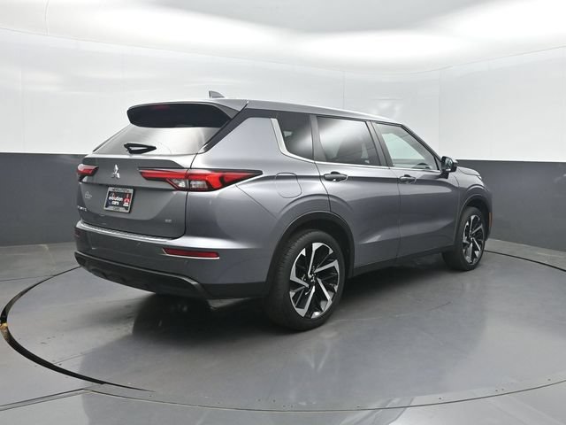 Used 2022 Mitsubishi Outlander SE AWD/4WD image 26