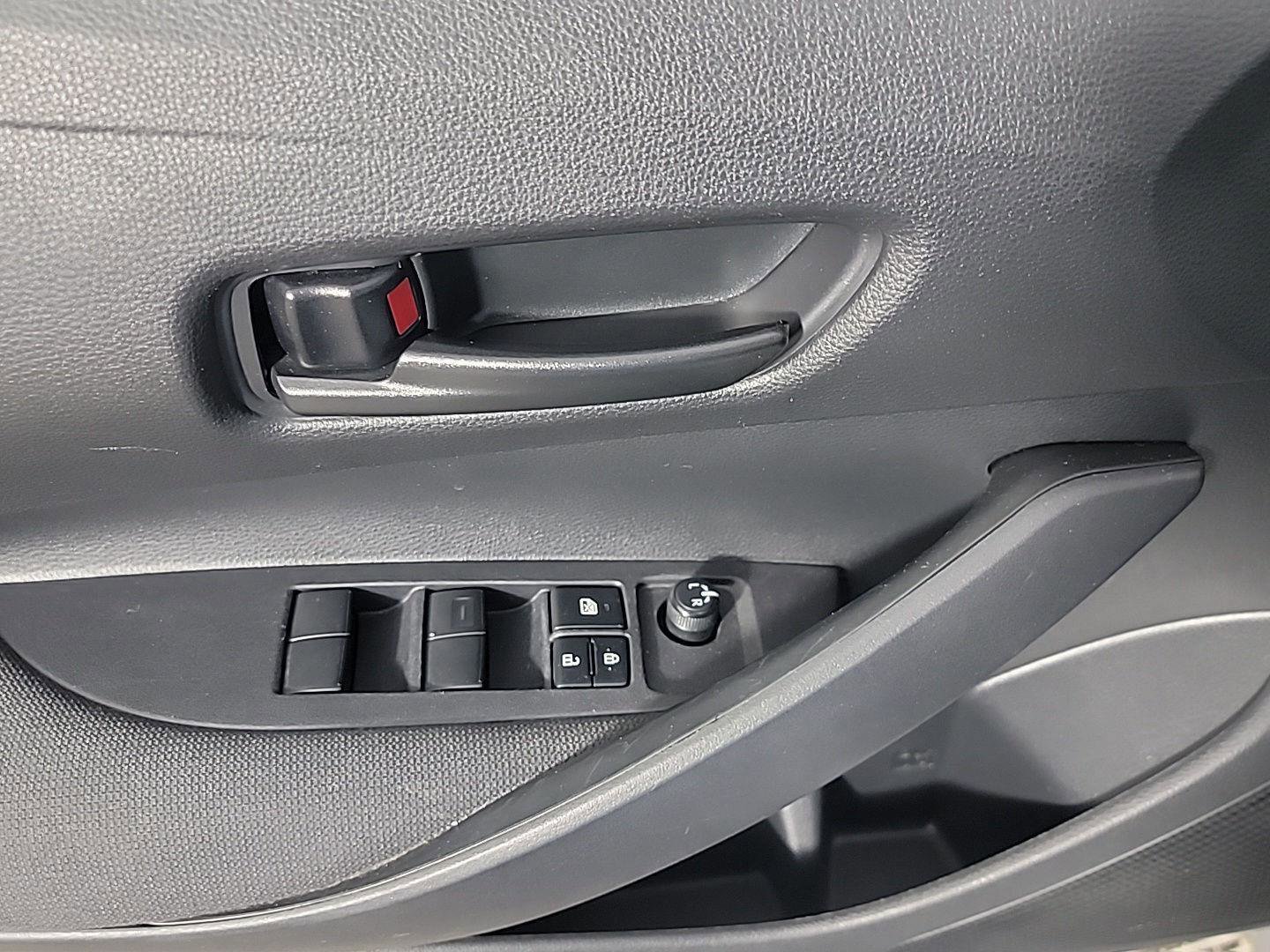 Used 2023 Toyota Corolla LE image 35