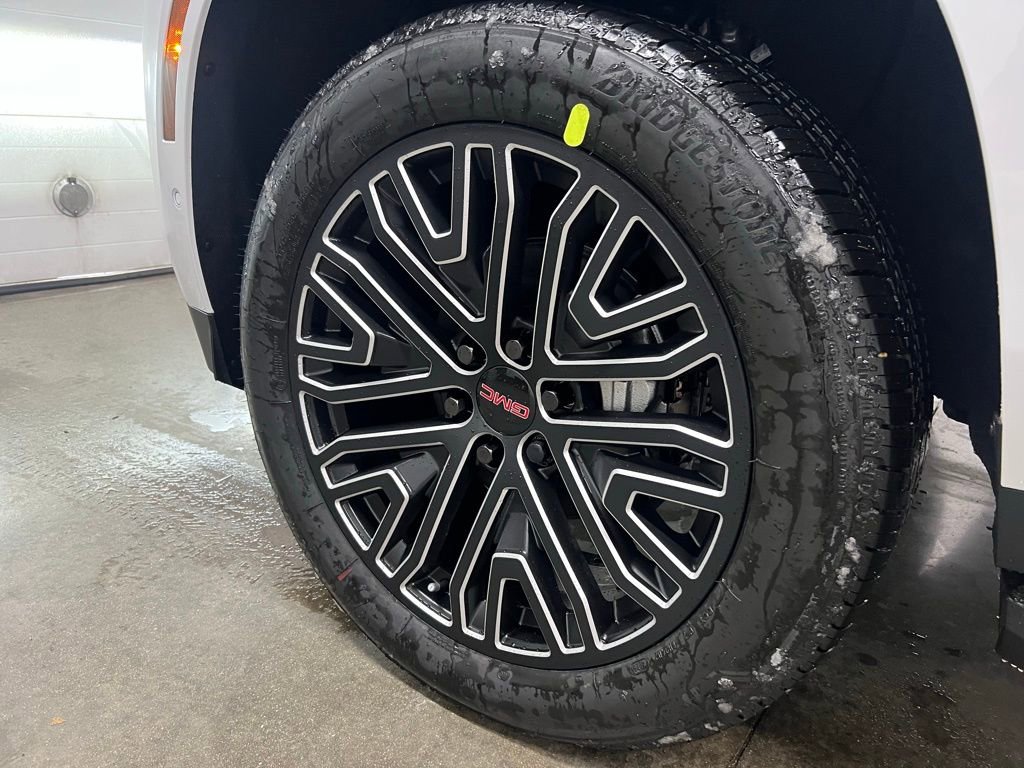 New 2026 GMC Yukon XL Elevation w/ LPO, Floor Liner Package image 11