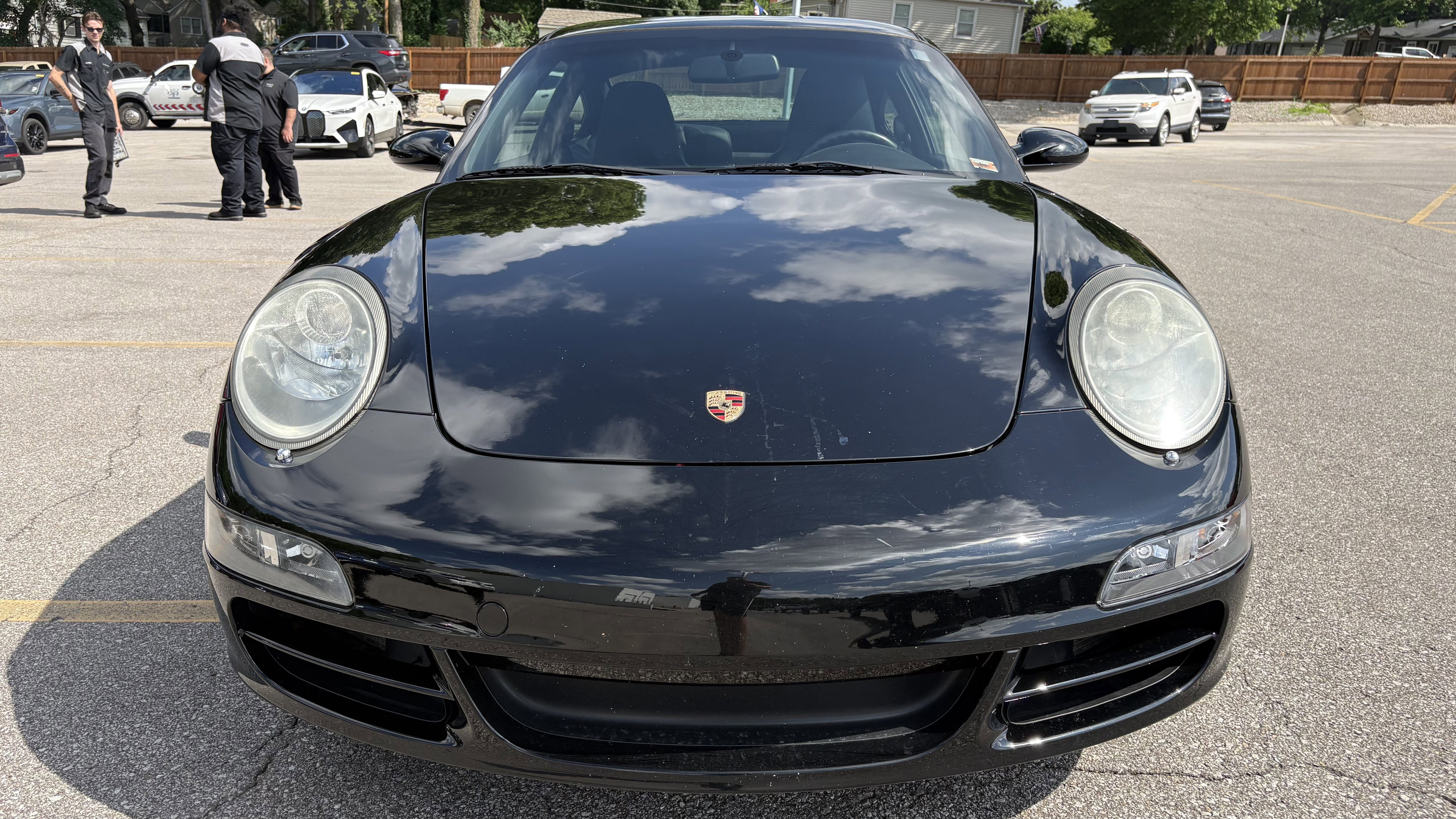 Used 2005 Porsche 911 Carrera RWD image 3