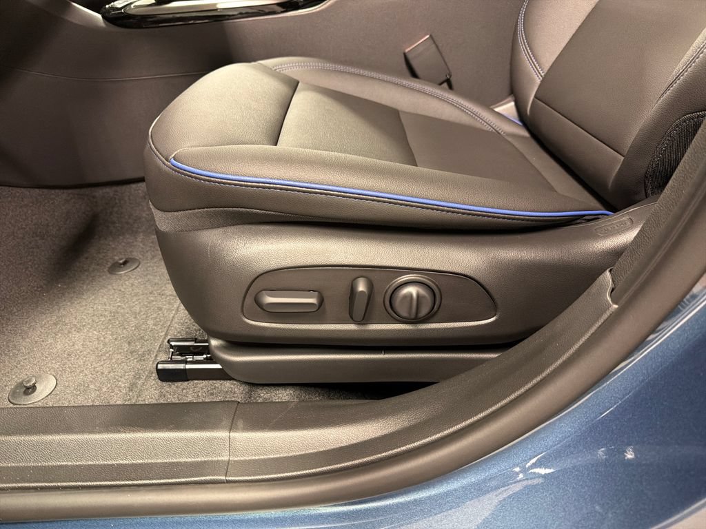 New 2026 Buick Envista Sport Touring w/ Convenience I Package FWD image 20