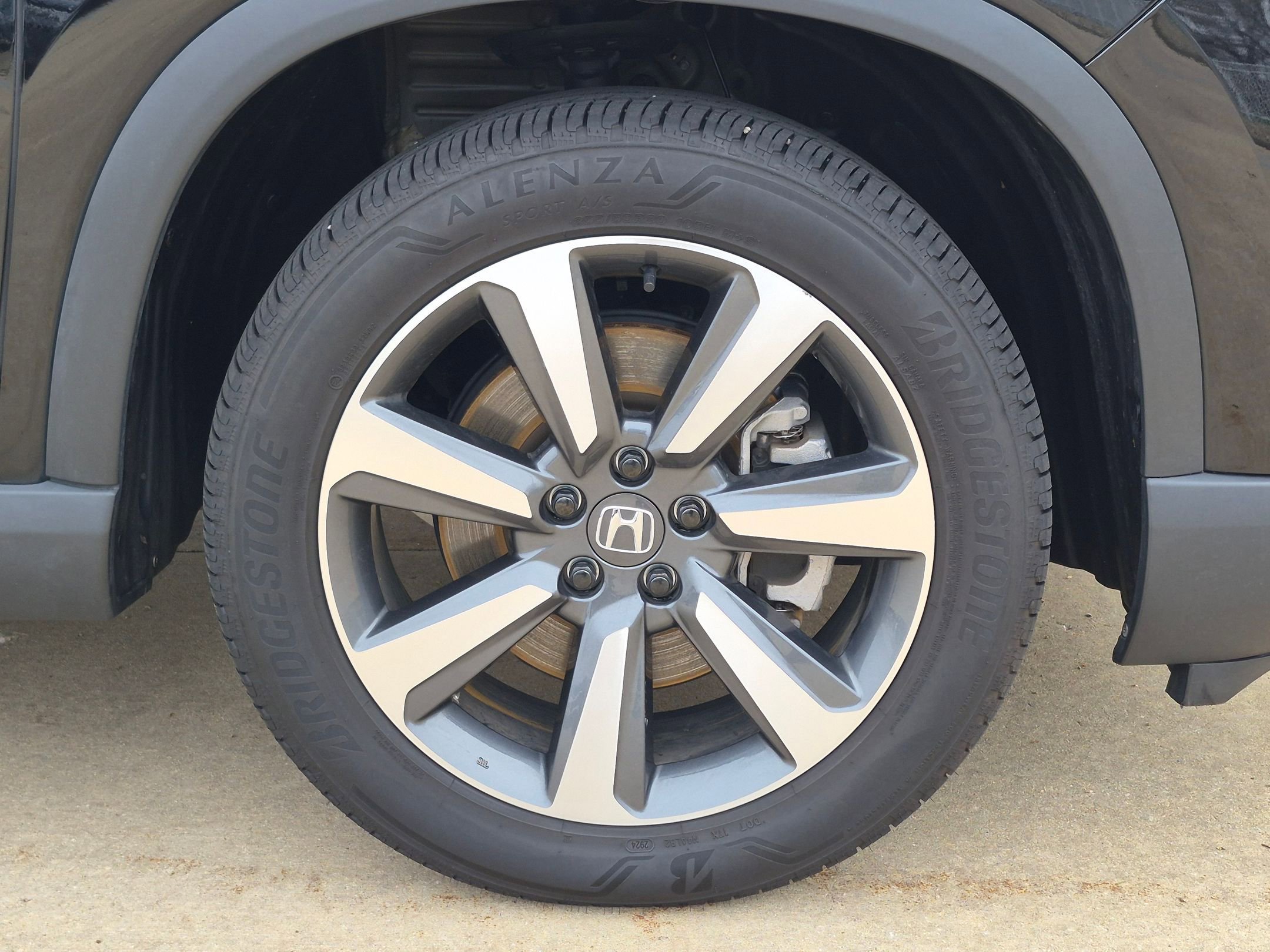 Certified 2023 Honda Pilot Touring image 33