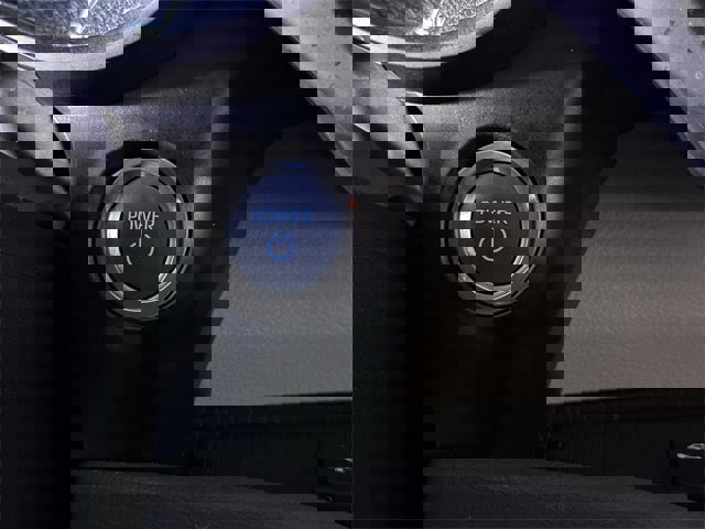 Used 2024 Toyota Sienna XLE image 17