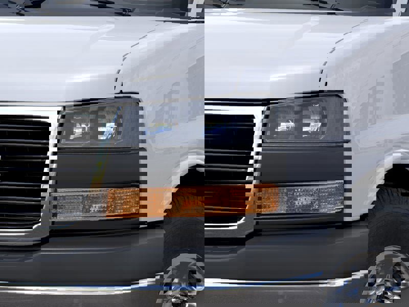 New 2026 GMC Savana 2500 w/ Driver Convenience Package image 30