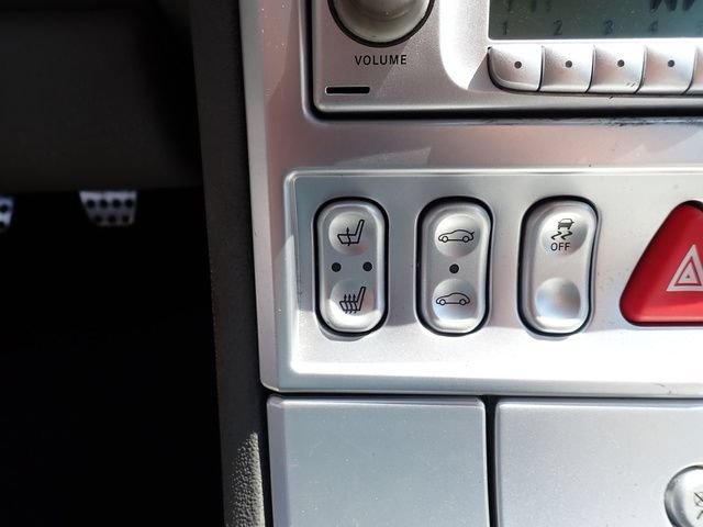 Used 2006 Chrysler Crossfire Limited RWD image 22