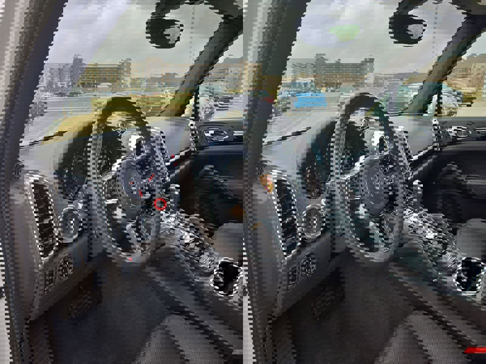 Used 2017 Porsche Cayenne video 2