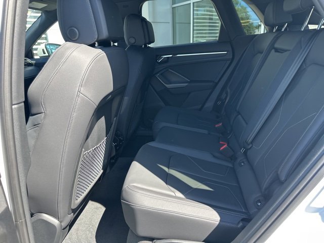 New 2025 Audi Q3 2.0T Premium image 11