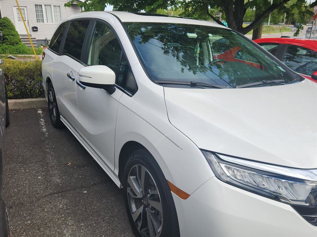 Used 2024 Honda Odyssey Touring image 2