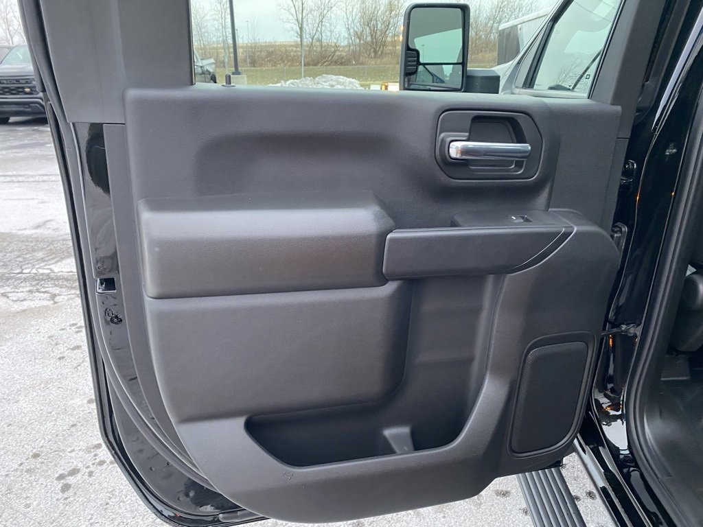 New 2025 Chevrolet Silverado 3500 W/T image 20