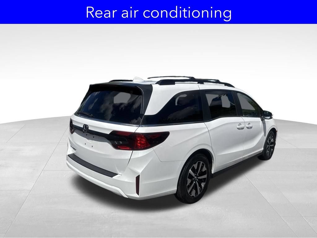 Certified 2025 Honda Odyssey EX-L image 5