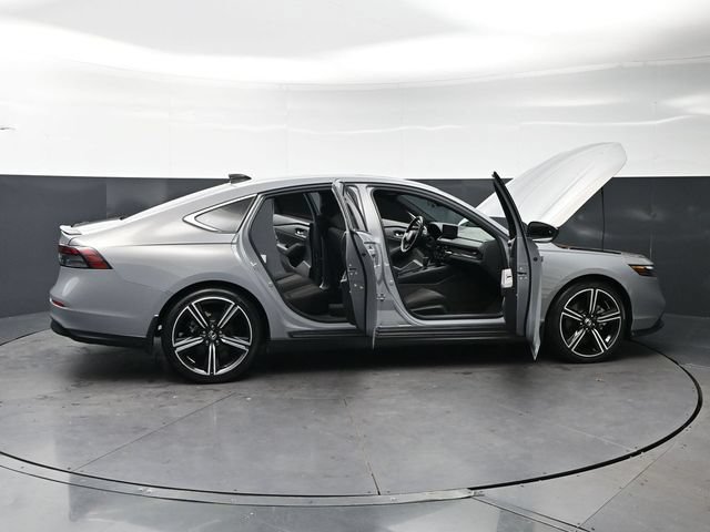 Certified 2024 Honda Accord Sport image 29