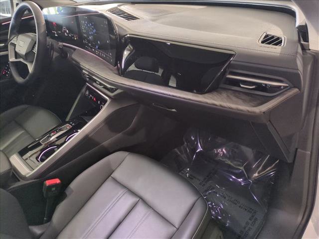 Certified 2025 Audi Q5 Premium Plus w/ Premium Plus image 25
