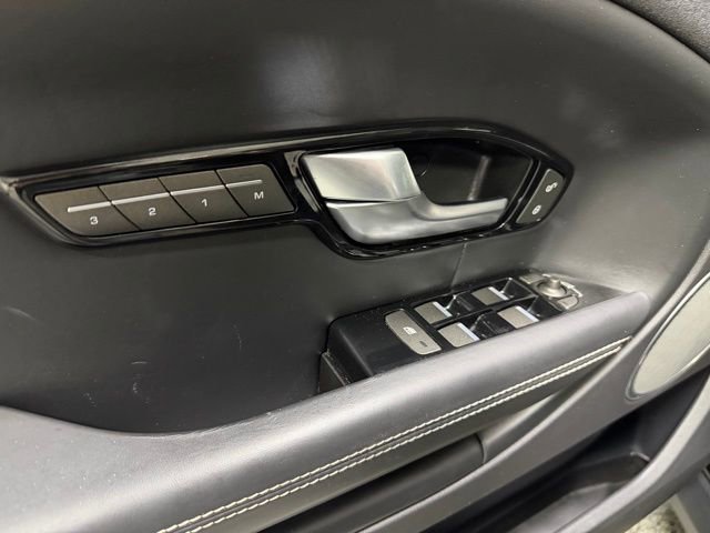 Used 2017 Land Rover Range Rover Evoque HSE image 21