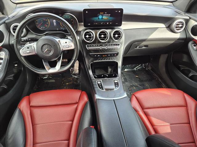 Used 2023 Mercedes-Benz GLC 300 4MATIC Coupe image 17