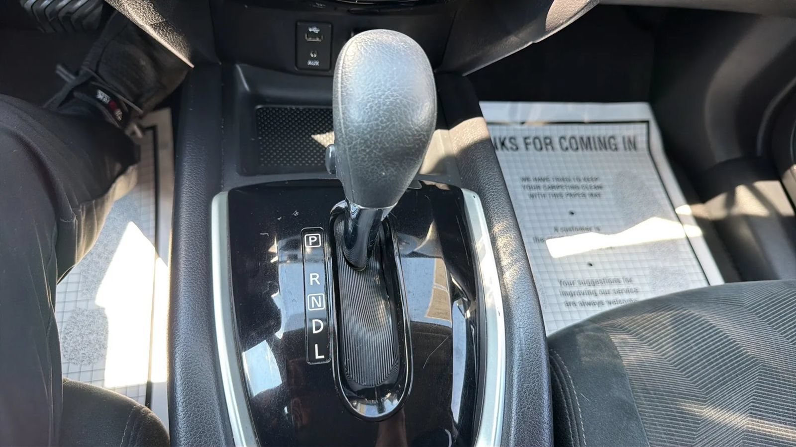 Used 2015 Nissan Rogue SV w/ SV Family Package AWD/4WD image 31