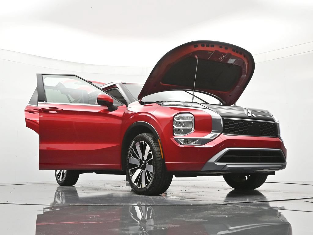Used 2025 Mitsubishi Outlander SEL FWD image 52