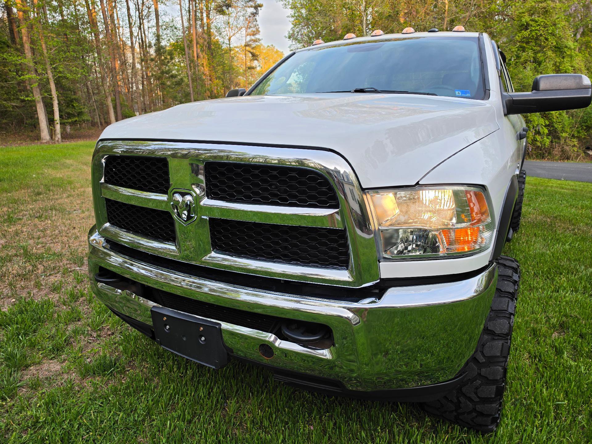 Used 2018 RAM 2500 Tradesman w/ Chrome Appearance Group AWD/4WD image 5