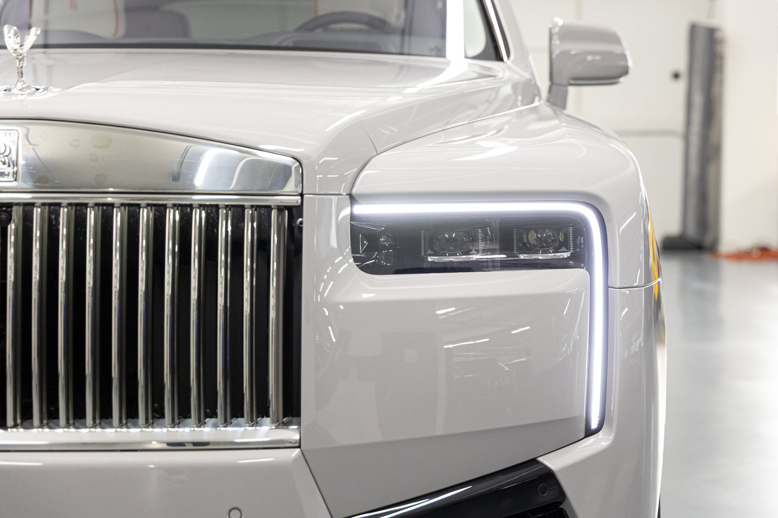 New 2027 Rolls-Royce Cullinan AWD/4WD image 9