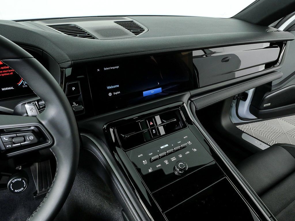 New 2026 Porsche Panamera image 13