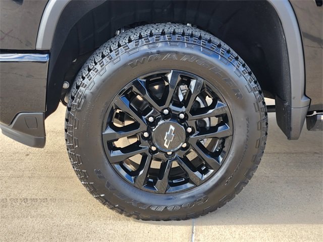 Used 2025 Chevrolet Silverado 2500 LTZ w/ Trail Boss Package AWD/4WD image 19