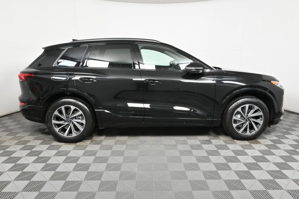 New 2025 Audi Q6 e-tron Premium image 2
