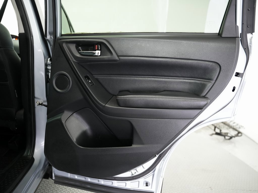 Used 2017 Subaru Forester 2.5i Touring w/ Protection Package #2 image 41