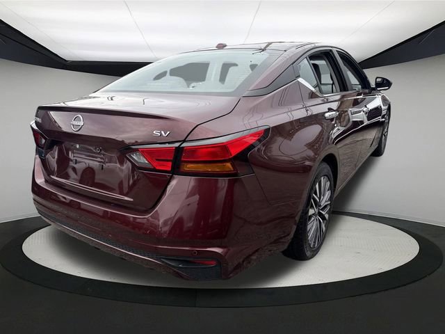 Used 2024 Nissan Altima 2.5 SV image 10