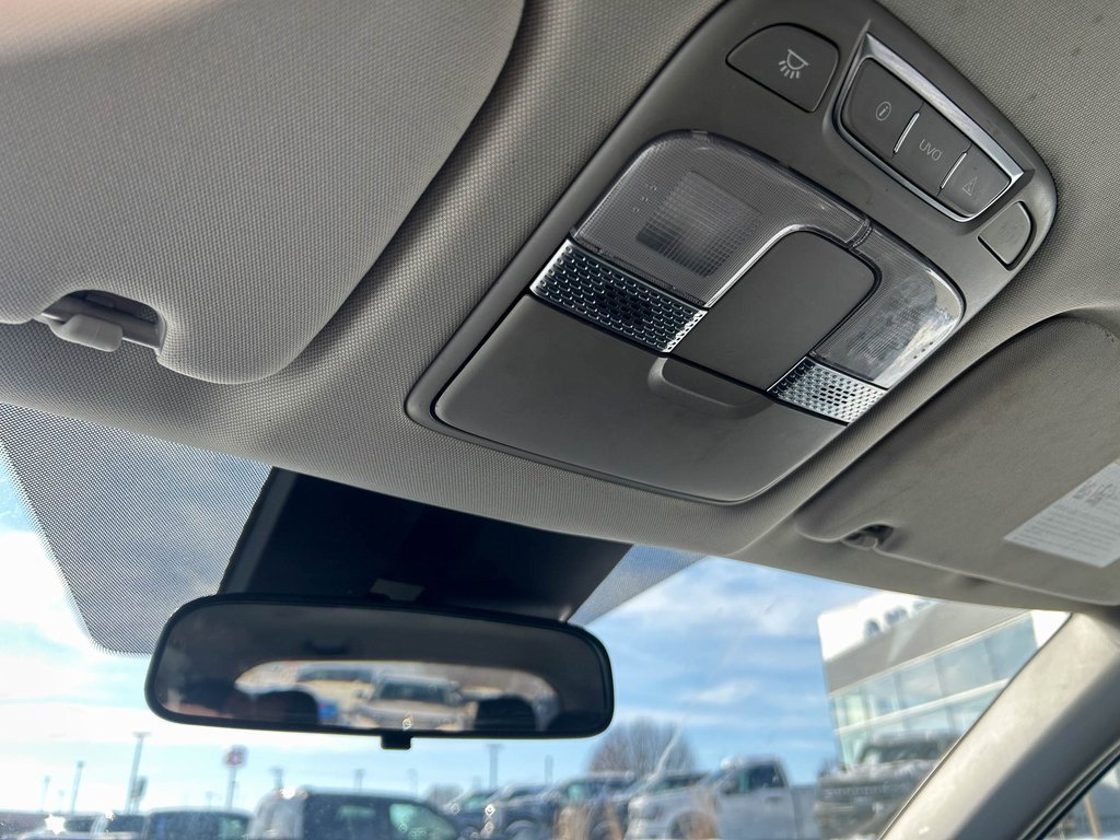 Used 2021 Kia Telluride LX image 17